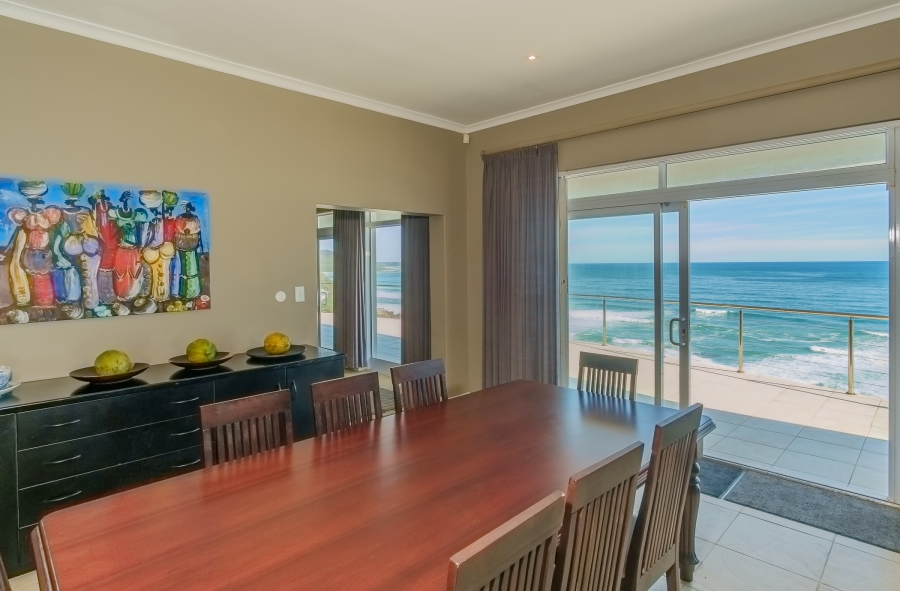 5 Bedroom Property for Sale in Misty Cliffs Western Cape